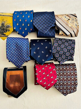 Set of 10 Assorted Brands Men's Silk ties Various Patterns, Makers, Colors & Siz
